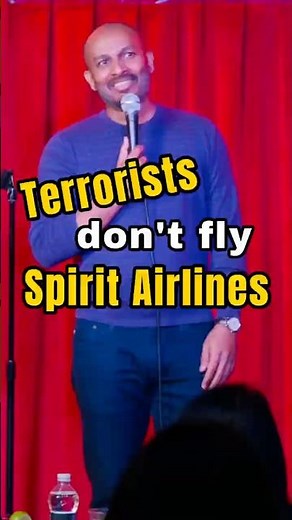 Traveling while Muslim 🤪 #bangladesh #standupcomedy #muslimcomedian