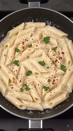 Simple and quick white sauce pasta