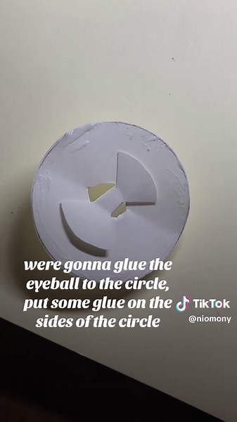 Spinning Eyeball Tutorial: Crafting Guide