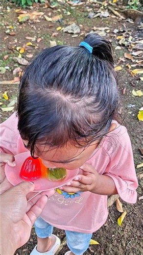 Marisa eats colorful jelly #trendingshorts
