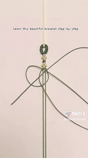 Elegant Flower-Knot Bracelet Tutorial with Pearls