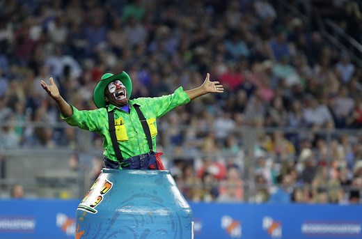 Legendary Houston rodeo clown is retiring after this weekend