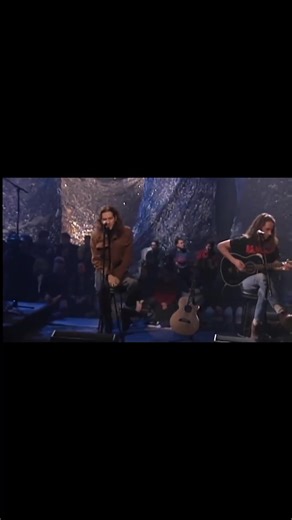 Adam Sandler imitando a Eddie Vedder en divertido video