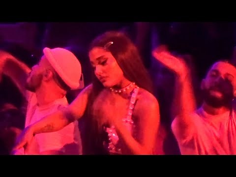 SIDE TO SIDE - Ariana Grande ft. Nicki Minaj - live in Hamburg - Sweetener World Tour 2019