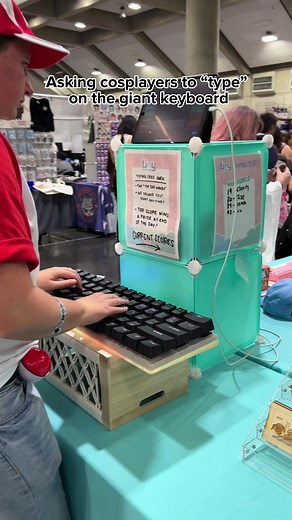 giant keyboard typing test.. at an anime convention #sacanime #cosplay