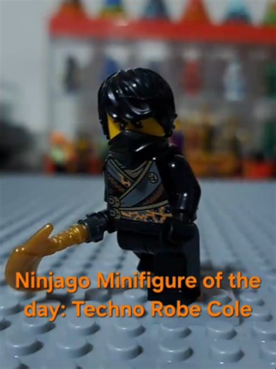 Ninjago Minifigure of the day: Day 228 Techno Robe Cole (I Lost the Techno Blade) from 77020 Hover Hunter #lego #ninjago