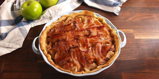 Bacon-Weave Apple Pie