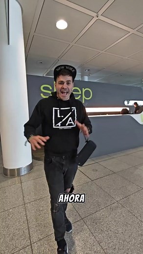 2.6M views · 48K reactions | Puse a prueba un hotel capsula, vale la pena? | Pongamoslo A Prueba | Facebook