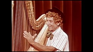 The Marx Brothers TV Collection - Clip: Harpo Plays The Harp
