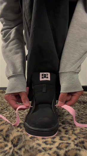 Chunky laces on DC Pixies — Y2K chunky shoe style