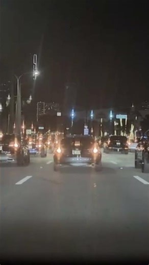 Can I Connect My Laptop to My Tesla? 🤔💻