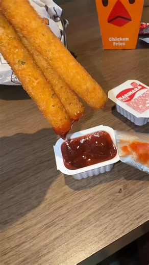 Let’s try Burgrer kings new Monster Menu Items!👻👀 Burger King #burgerking #fastfood #Foodie #fyp #chopelasreviews | Justin Chopelas