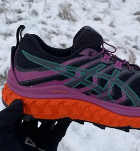 TEST: ASICS Trabuco Max – One of the most comfortable all-round trail running shoes!