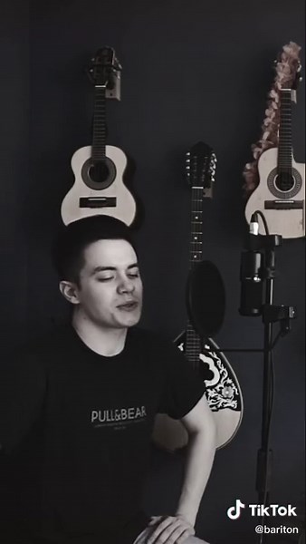 Bakarsın Olur 🌟 #yıldızlarparlıyor #bariton #cover #müzik #canlı #morveötesi #tiktokmüzik #akustik #ukulele