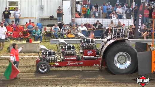 Triple Engine Start Up!! “Sweet Pain” Modified!! #modified #tractorpulling #startup | Outlaw Truck & Tractor Pulling Association