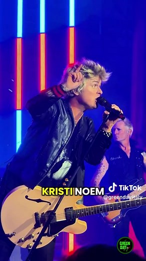 Last night in San Francisco, Green Day frontman Billie Joe Armstrong took the stage at the exclusive pre-Super Bowl concert at Pier 29 and delivered a bold message to agents of ICE, urging them to “quit your job and come join us on this side of the line