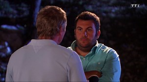 Camping paradis - S06 - E02 - La grande invasion | TF1+