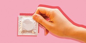 Your Sore Throat Might Actually Be A Sign Of Gonorrhea