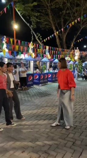 Happy Weekend Marikina!🫶 Nakapag yoyoyo dance challenge na ba lahat? | Teacher Stella Quimbo