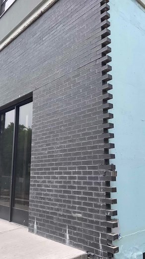 Brick veneer explained. #fyp #fypシ #pass #fail #diy #brick #veneer #fascade #brickveneer #construction #build #mason #masonry #nice #clean #aesthetic #siding #drainage #flashing #inspectedaccepted #inspectedrejected #inspectiontherapy #homeinspection #realestate #wow