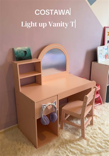Light up Vanity Table for Effortless Beauty Hacks