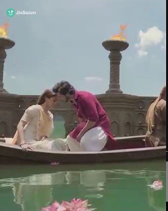 35K views · 228 reactions | On loop 24*7*365. 爐 Listen now: jiosaa.vn/kalank-title-track Zee Music Company Pritam Arijit Singh | JioSaavn | Facebook