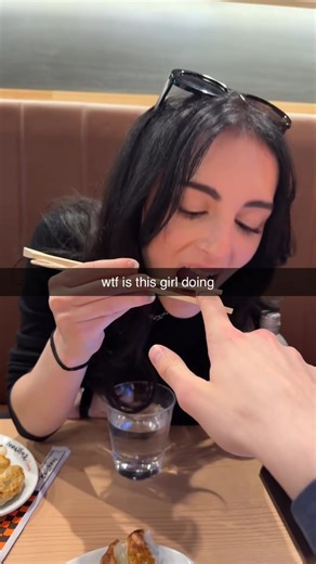 bro tryna eat me or sum @1Kyle8 | dude eating food