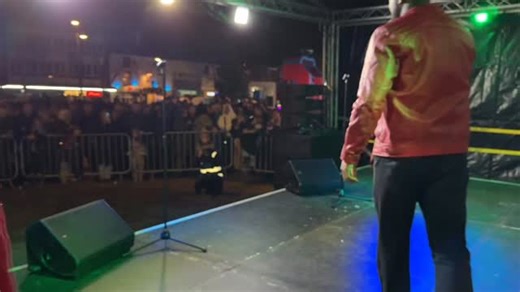 Marcquelle Ward | Romeo and Juliet/ Mercutios death scene [TYBALT under ROMEO’s arm stabs MERCUTIO, and flies with his followers] * Mercutio. I am hurt. A... | Instagram