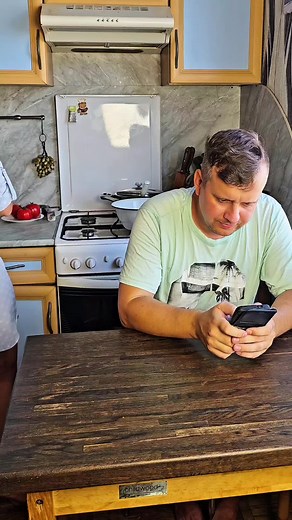 Clever Hacks for Organizing and Storing Packages