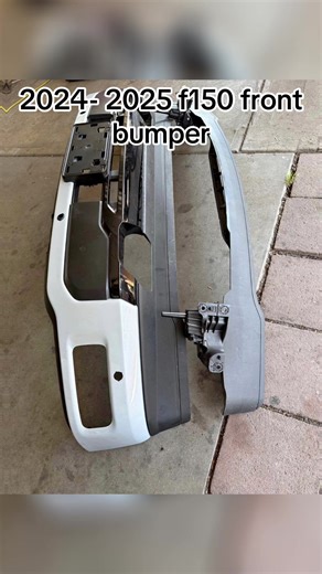 2024- 2025 f150 front bumper. $1400 shipped OEM space white color excellent condition No dents No scratches #fordtrucks #f150 #fordfseries #fordf150 #trucksoftiktok
