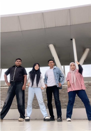 Girls' Generation: A Return to the Legend