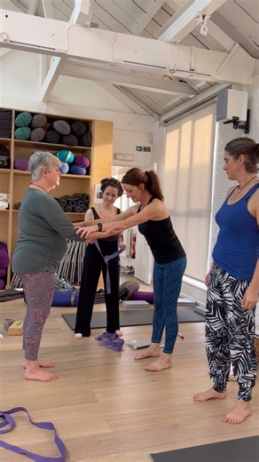 17K views · 172 reactions | When training it is helpful to do partner and group work, so we build awareness’s of what we do, our friends become our eyes and we explore stretch, support and strength from a whole new way #groupyoga #yogapose #supportedyoga #yogatraining #yogadaily #yogapractise #yogaclasses | Wake Up and Shine Yoga | Facebook