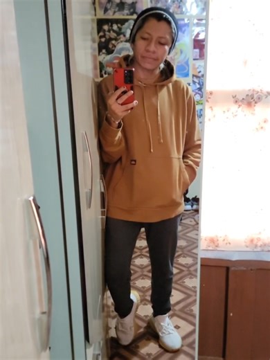 Stylish Beige Outfit Inspiration from La Paz, Bolivia