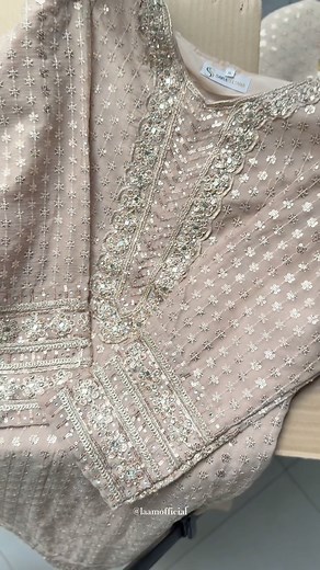 https://go.laam.pk/saira-sand Shop this perfect festive outfit now with upto 30% OFF!! Click the link to shop now!!✨🛍 Brand: Saira Sultana ID: KNE0384 #laamoriginals | LAAM