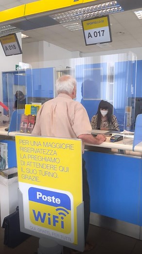 24K views · 221 reactions | The TRUTH about Poste Italiane #italy #italia #casa #shorts | Richard ITALY | Facebook