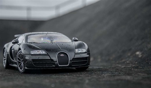 Metodă ingenioasă folosită de proprietarul unui Bugatti Veyron ca să nu plătească reparații de 13.000 de euro