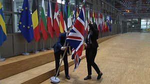 278K views · 7K reactions | Watch the moment a British flag gets removed from the European Council building in Brussels. Read more here: https://bit.ly/36RqLxe | ITV News | Facebook