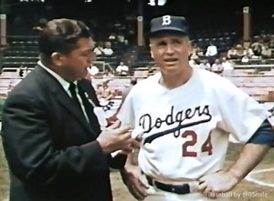 Today In 1957: Amazing color footage of the Major League #AllStarGame at Busch Stadium, St. Louis! Featuring Casey Stengel, Walter Alston, Henry Aaron & Mickey Mantle! #MLB #Legends #Baseball #History | Baseball by BSmile