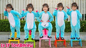 3.1M views · 15K reactions | Presents 5 Little Monkeys, a popular children’s rhyme about five naughty monkeys who jump on the bed and get into trouble, for your kid to watch and sing along! | Ly LY ToysReview | Facebook