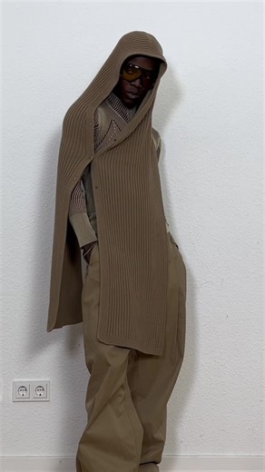 Beautiful piece🫡🧣🔥