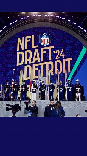 59K views · 683 reactions | America's Joint Armed Forces Color Guard is officially in the unstoppable #MotorCity! They are just about to present the colors at the #NFLDraft! 3d U.S. Infantry Regiment (The Old Guard) U.S. Department of Defense (DoD) | US Army Military District of Washington | Facebook