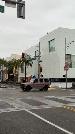 11K views · 189 reactions | Two G-Wagons and a Cullinan Series II lined up in the rain in BH, each one turning heads even through the downpour. The Cullinan Series II starts around $450,000, making it one of the priciest SUVs on the street. Fun fact: the latest Series II uses “Starlight Doors” with over 4,700 illuminated perforations. #mercedesbenz #rollsroyce #carspex #fblifestyle | CarSpex | Facebook