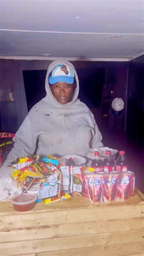 They eating chicken cheese and rice ..! #bigmamakids #Godisgood #singlemom #mamapoopoo #bigmama