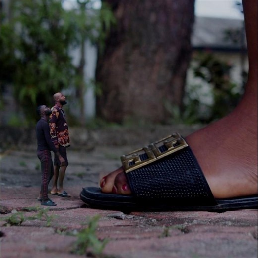 0.5 Seconds From Disaster: Amara Almost Steps On Her Brothers