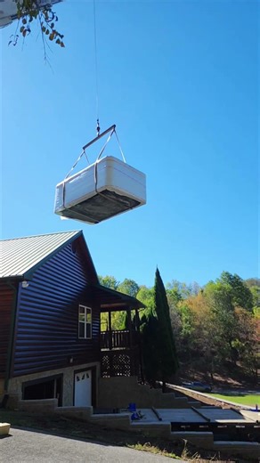 ‪@aspenspasofficial‬ swim spa install. #hottub #spa #tennessee #smokeymountains
