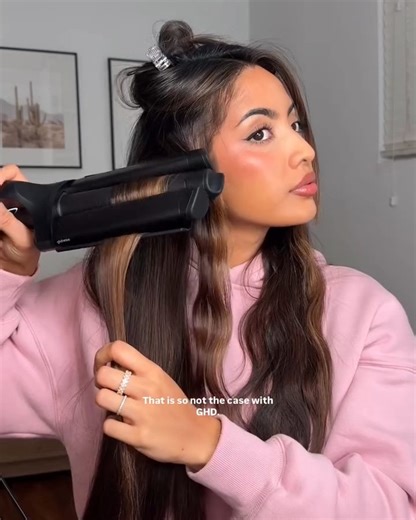 ghd hair on Instagram: "@alegriajimenez is about to show you why ghd Wave is the ultimate game-changer for your hair routine ✨😏 #ghdwave #ghdhair #beachywave #hairtools"