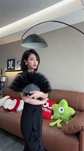 Title: Revolutionize Your Style: The Timeless Elegance of Cheongsams