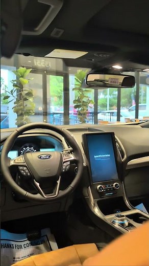 2024 Ford Edge Titanium