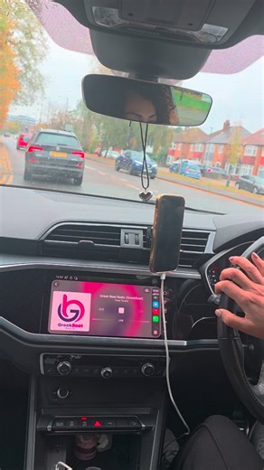 Listen live while you drive! 🚗💨 Do you know where this is? 👀 That moment when #GreekBeat comes on in the car and the mix just hits different 🇬🇷💥 Top listeners. Top energy. Top Greeklish vibes. 🔝 🔊 Tune in live on DAB in your car 🎵 Or stream worldwide at greekbeatradio.com, on the app, or your smart speaker! 💬 Got a shoutout or reaction? Drop us a voice note on WhatsApp 44 7400 088565 📲 #GreekBeatRadio #GreekBeat #GreekVibes #GreekMusic #GreekMix #Ellinika #GreekDJ #GreeksInLondon #Gre