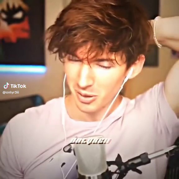 Gay Flamingo Animation by Albert Aretz | Roblox SCP Video